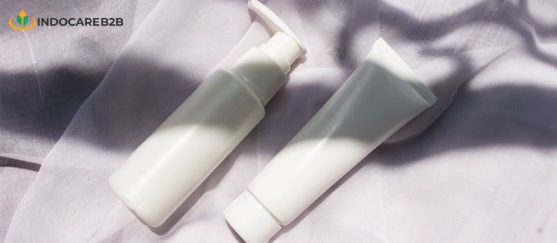 Perbedaan Face Wash dan Face Scrub: Solusi Bisnis Skincare