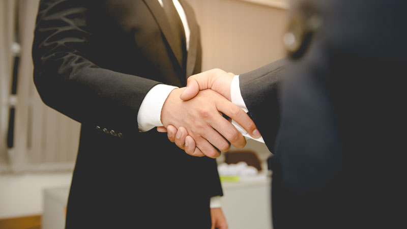 Kenapa Kita Sebaiknya Menggunakan Jasa Maklon Skin Care